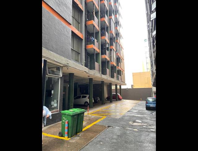 4 BEDROOM APARTMENT FOR SALE IN SOUTH BEACH